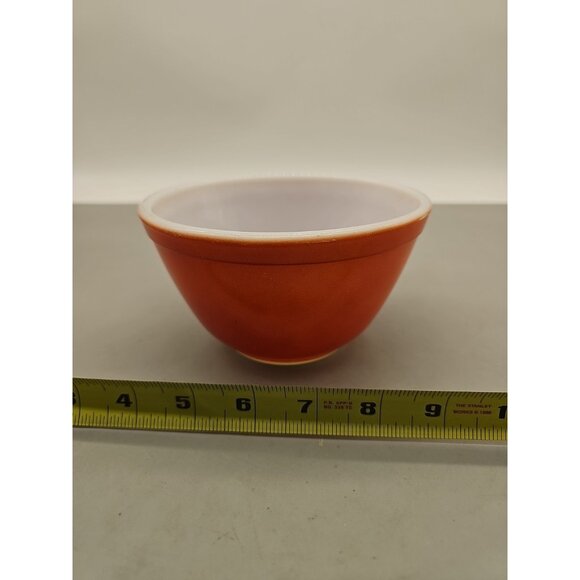 Vintage PYREX 401 FLAMEGLO Burnt Orange Ombre Mixing Bowl 1 1/2 PT Made in USA - Picture 1 of 6